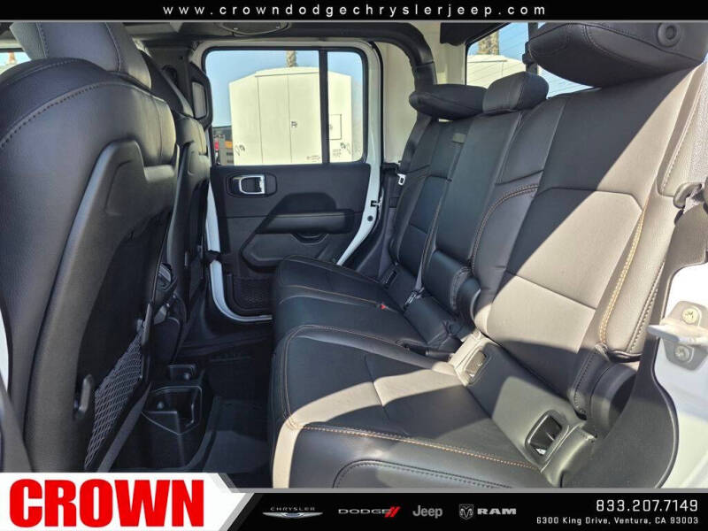 2025 Jeep Gladiator High Tide