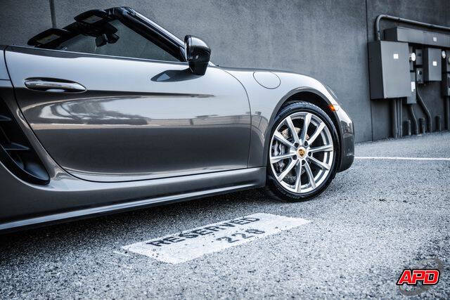 2021 Porsche 718 Boxster