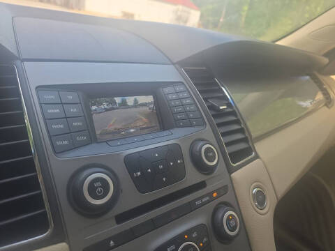 2016 Ford Taurus SEL