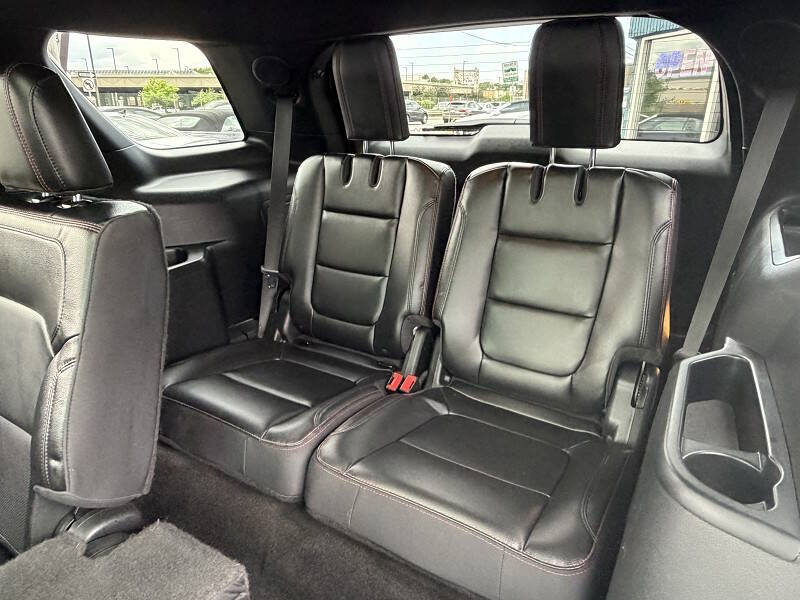 2017 Ford Explorer Sport