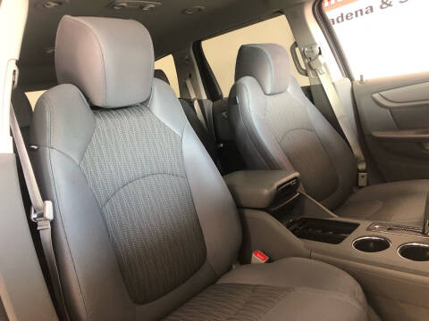 2017 Chevrolet Traverse LS