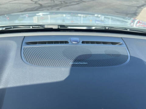 2026 Volvo XC40 B5 Ultra