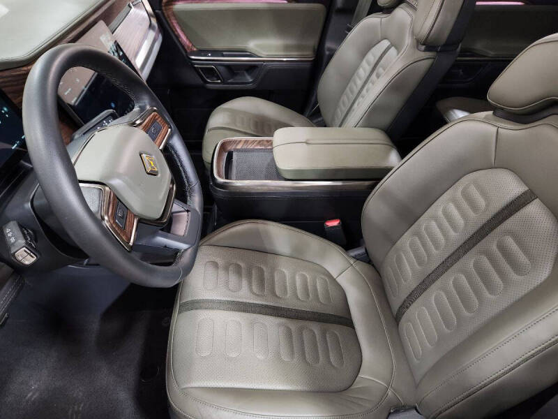 2023 Rivian R1S Launch Edition