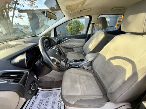 2013 Ford C-MAX Hybrid SE