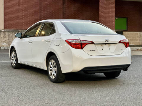 2015 Toyota Corolla LE