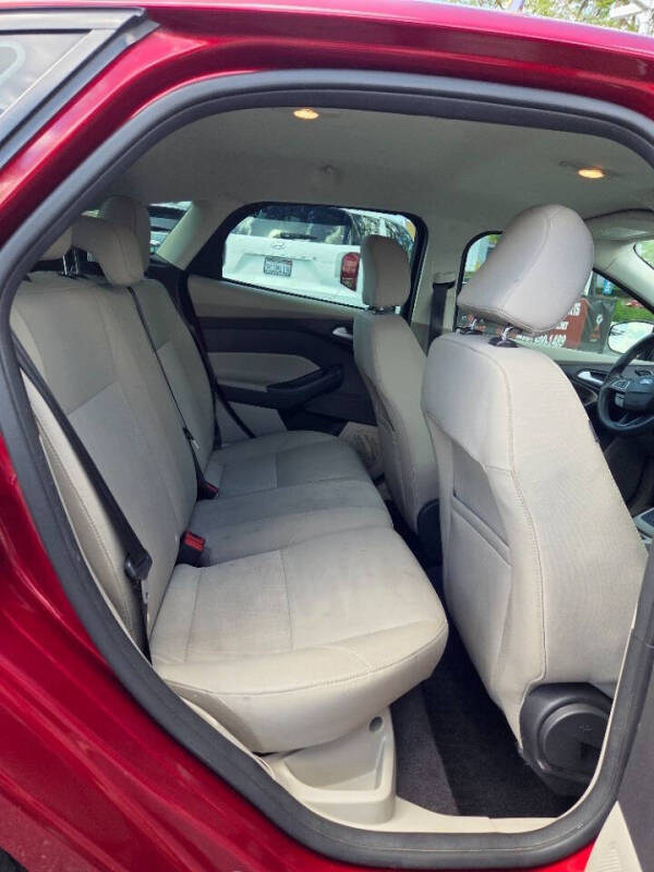 2017 Ford Focus SE
