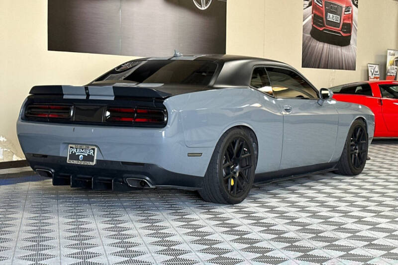 2016 Dodge Challenger