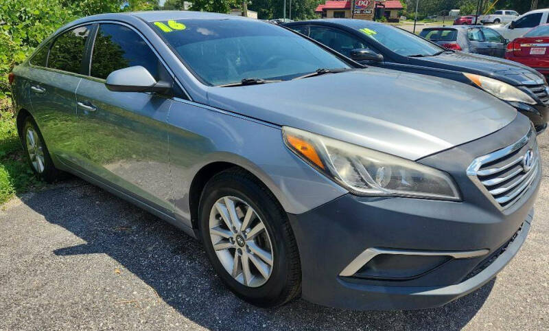 2016 Hyundai Sonata SE's photo