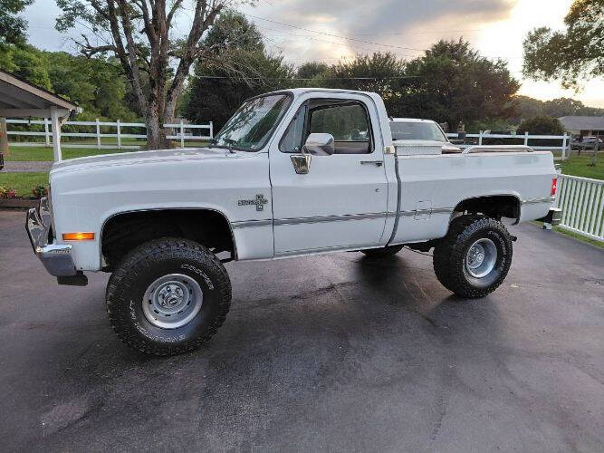 1987 Chevrolet Silverado 1500 SS Classic
