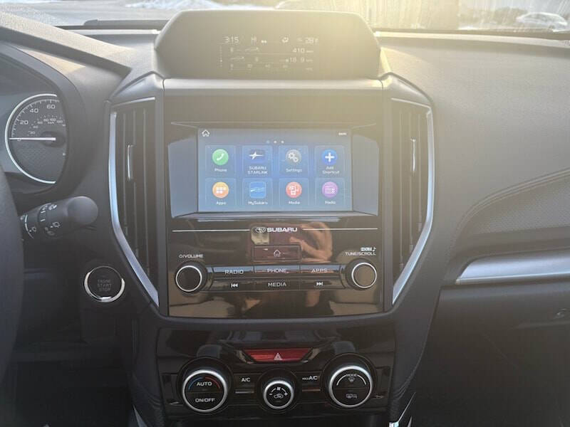 2024 Subaru Forester Premium