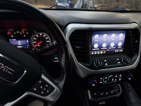 2020 GMC Acadia SLE