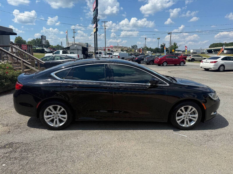 2016 Chrysler 200 Limited Platinum