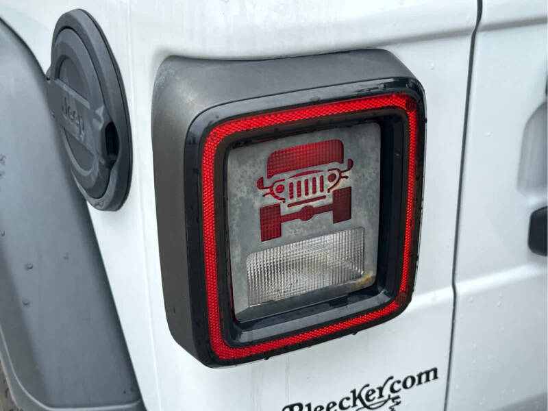 2021 Jeep Wrangler Willys