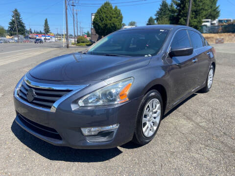 2013 Nissan Altima for sale at Bright Star Motors in Tacoma WA