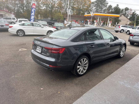 2017 Audi A4 2.0T quattro Premium
