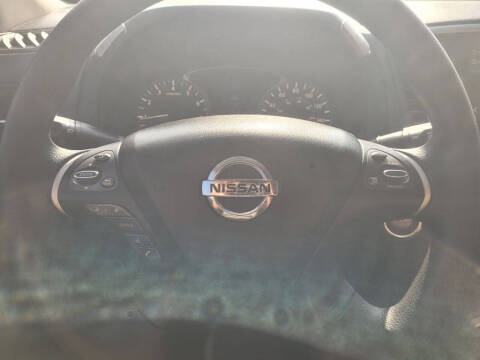 2020 Nissan Pathfinder S