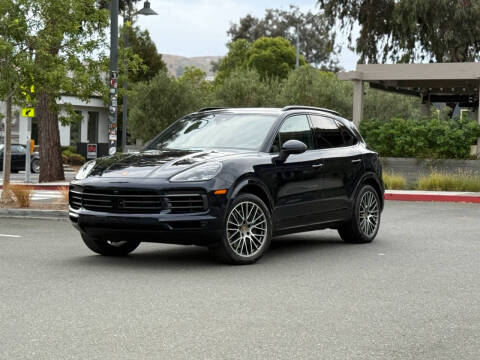 2022 Porsche Cayenne Platinum Edition