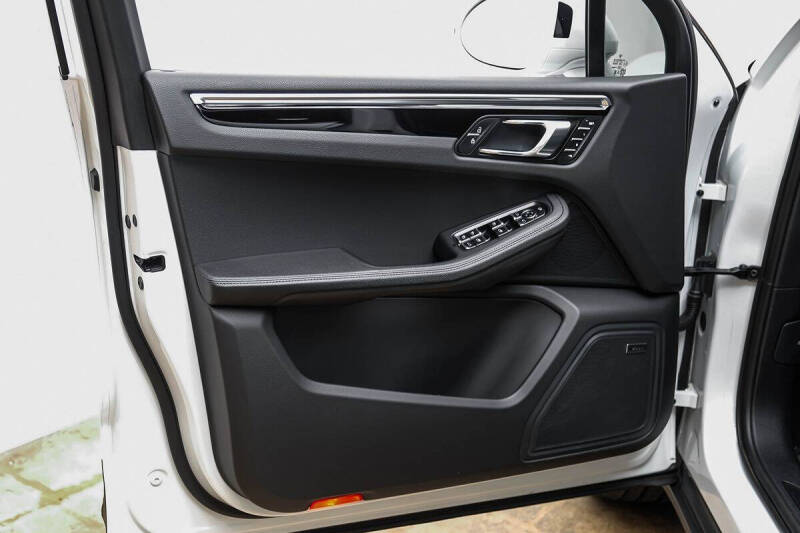2024 Porsche Macan