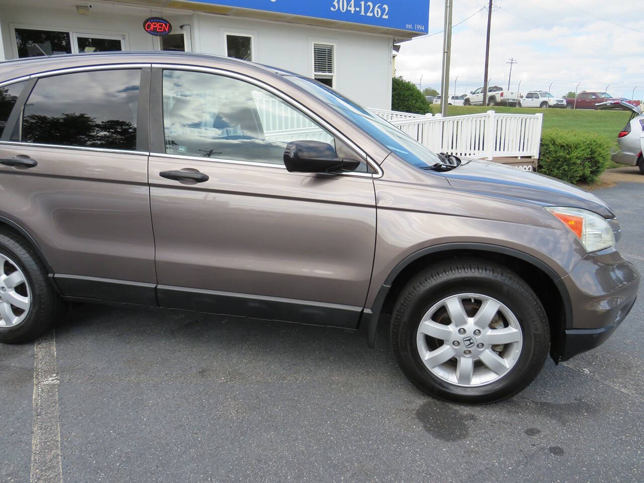 2011 Honda CR-V for sale at Colbert's Auto Outlet in Hickory, NC