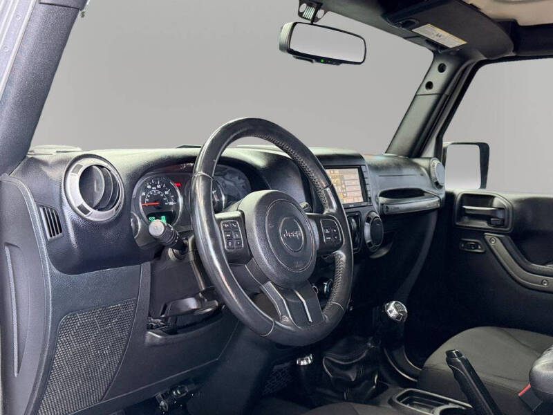 2017 Jeep Wrangler Willys Wheeler