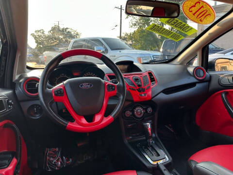 2013 Ford Fiesta Titanium