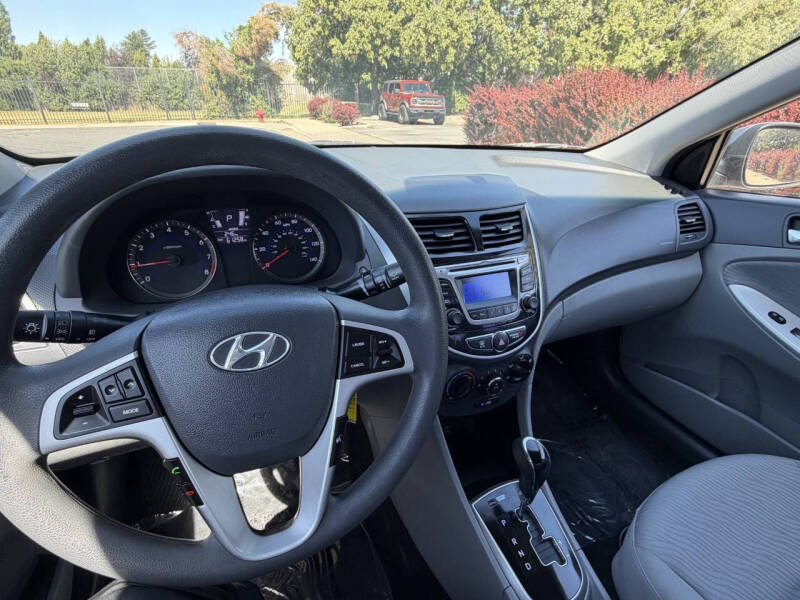 2014 Hyundai Accent GLS