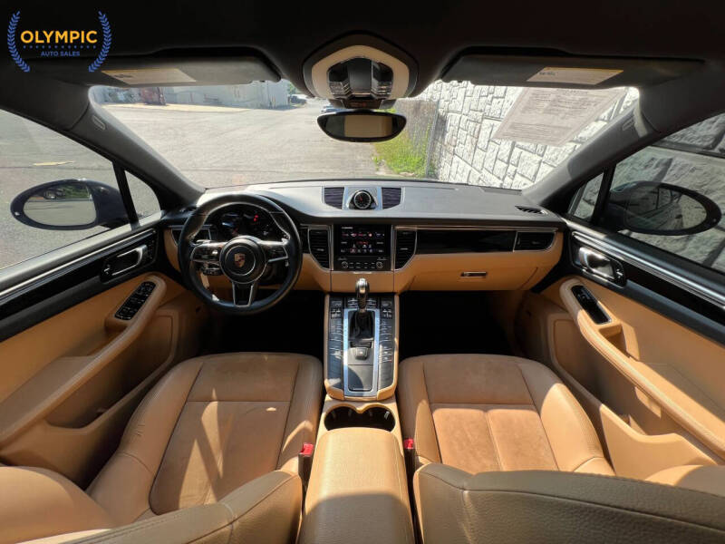 2018 Porsche Macan