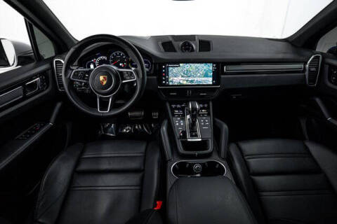 2023 Porsche Cayenne S Platinum Edition