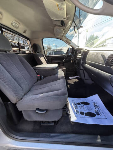 2004 Dodge Ram 3500 SLT