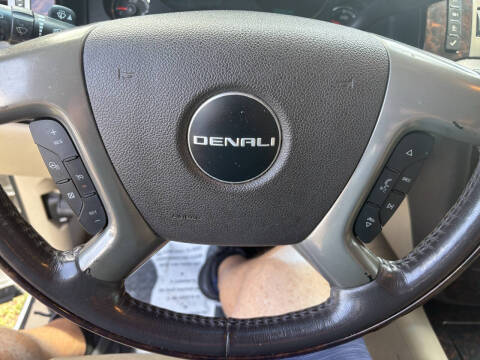2010 GMC Yukon Denali