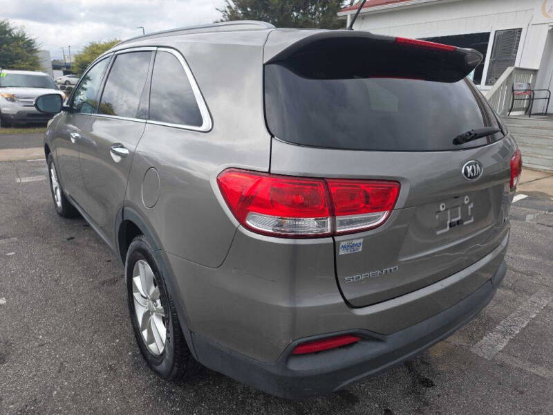 2017 Kia Sorento LX V6