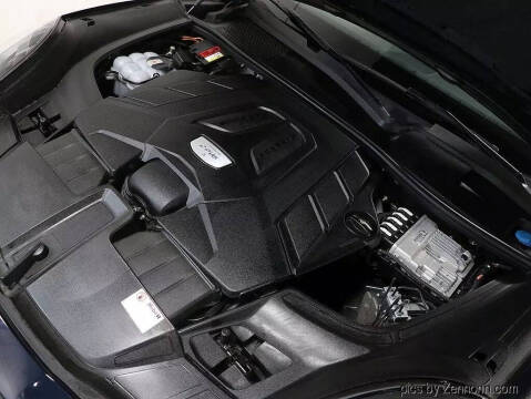 2020 Porsche Cayenne S