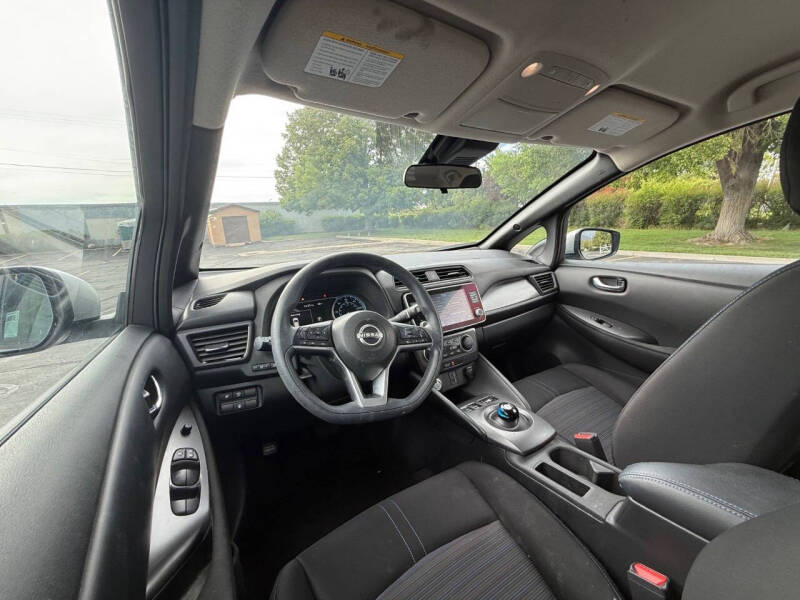 2023 Nissan LEAF S