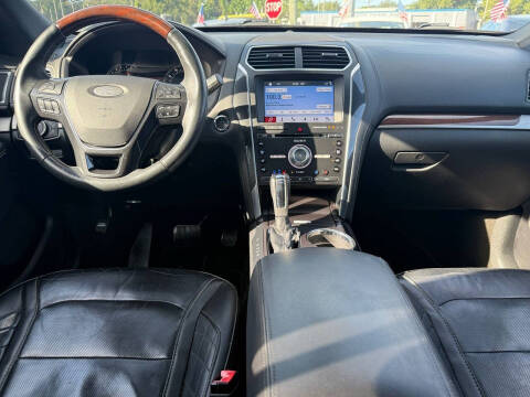 2018 Ford Explorer Platinum