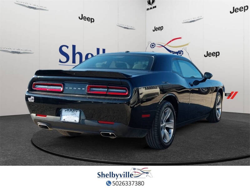 2021 Dodge Challenger SXT