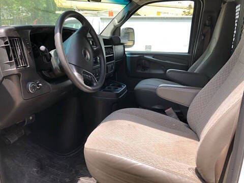 2015 GMC Savana 2500
