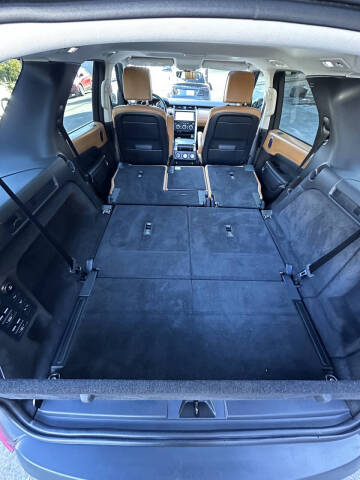 2017 Land Rover Discovery HSE Luxury