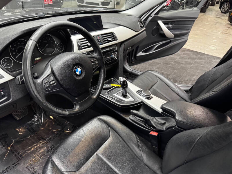 2018 BMW 3 Series 320i xDrive
