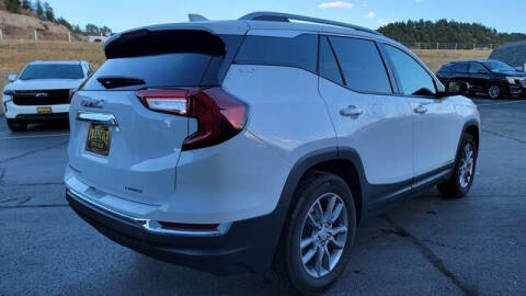 2024 GMC Terrain SLT