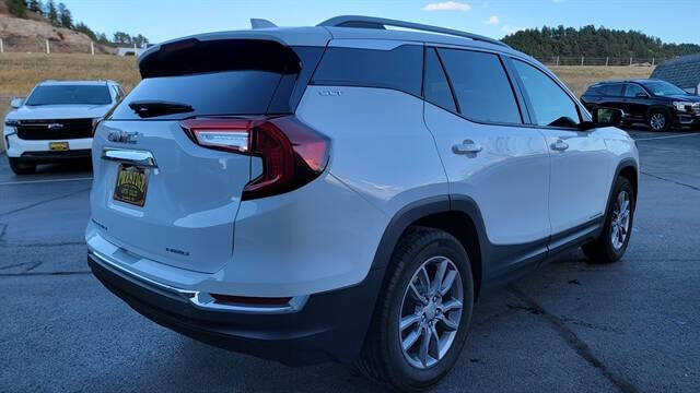 2024 GMC Terrain SLT