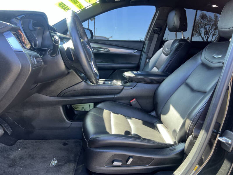 2022 Cadillac XT5 Luxury