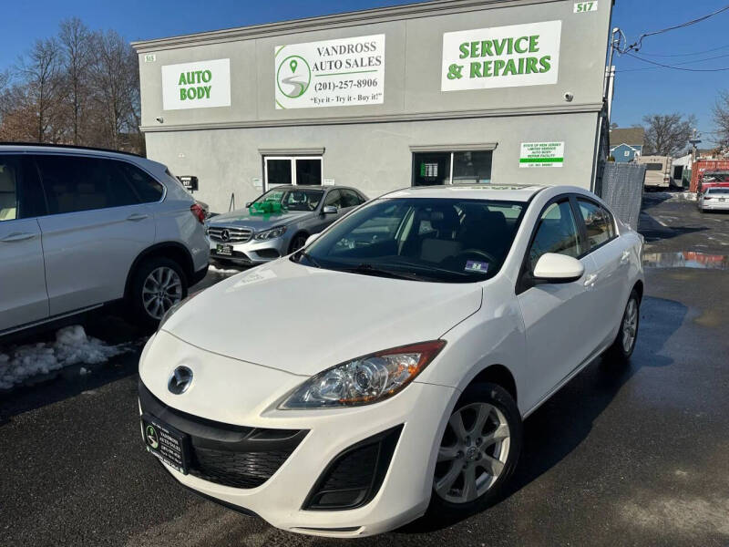 2011 Mazda MAZDA3 i Touring
