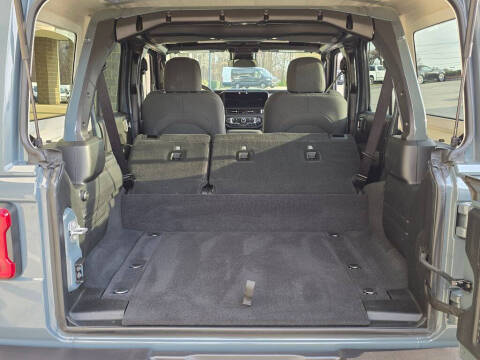 2025 Jeep Wrangler Sahara 4xe