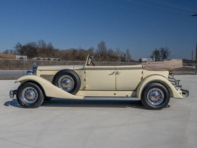 1933 Packard Super Eight Convertible Sedan