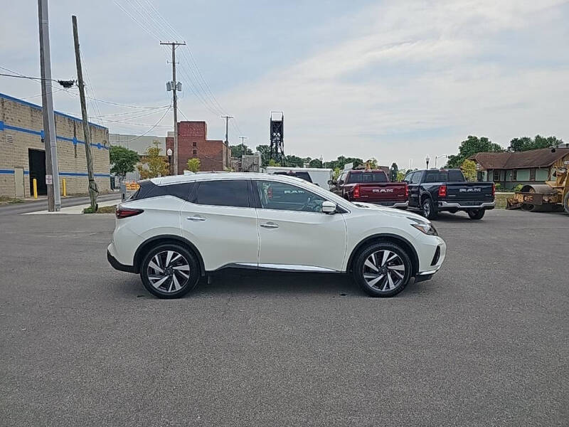 2023 Nissan Murano SL