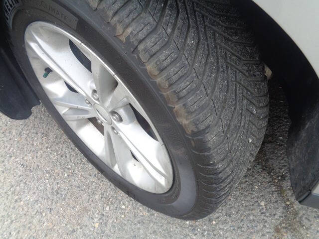 2015 Ford Taurus SEL