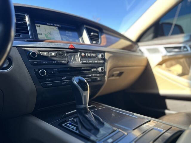 2015 Hyundai Genesis