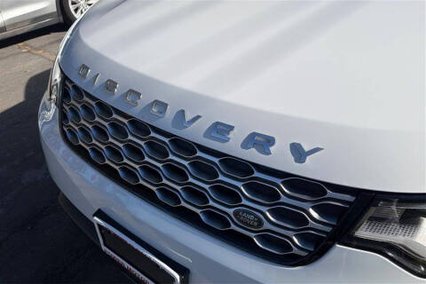 2024 Land Rover Discovery P300 S