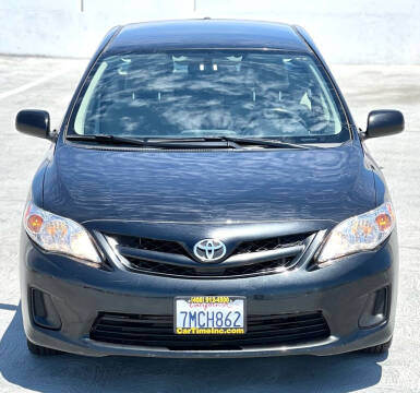 2011 Toyota Corolla LE