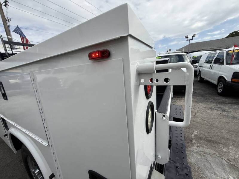 2017 Ford F-350 Super Duty XL